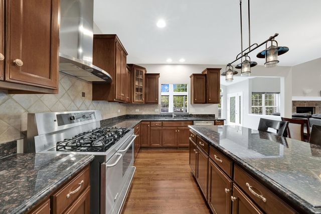 26809 Ashgate Crossing, Plainfield, IL 60585