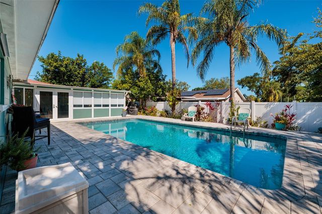 11623 84TH AVENUE, Seminole, FL 33772