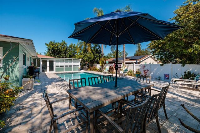 11623 84TH AVENUE, Seminole, FL 33772