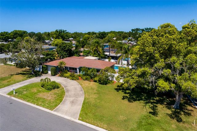 11623 84TH AVENUE, Seminole, FL 33772