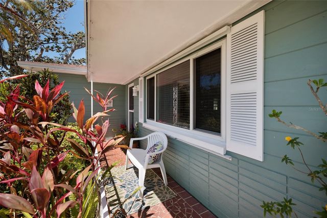 11623 84TH AVENUE, Seminole, FL 33772