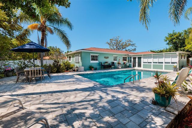 11623 84TH AVENUE, Seminole, FL 33772
