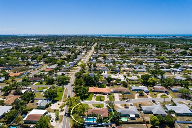 11623 84TH AVENUE, Seminole, FL 33772