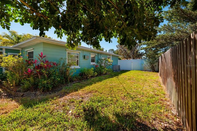 11623 84TH AVENUE, Seminole, FL 33772