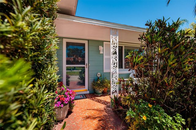 11623 84TH AVENUE, Seminole, FL 33772