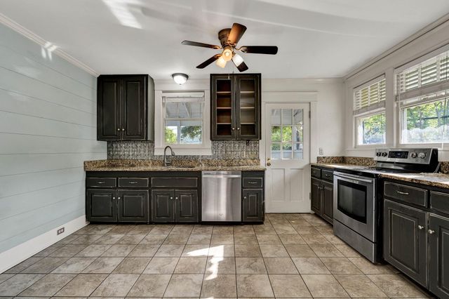 440 8th Street NW, Cleveland, TN 37311