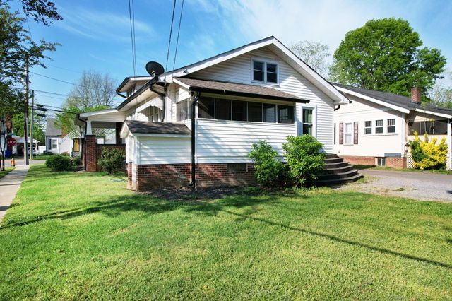 440 8th Street NW, Cleveland, TN 37311