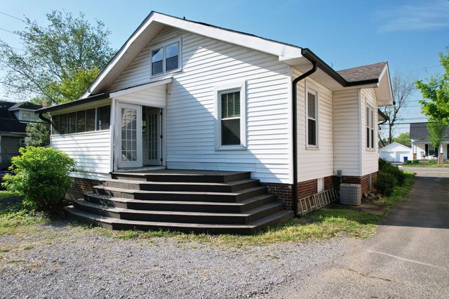 440 8th Street NW, Cleveland, TN 37311