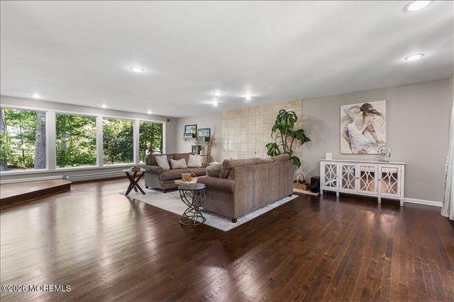 16 Leonard Drive, Morganville, NJ 07751