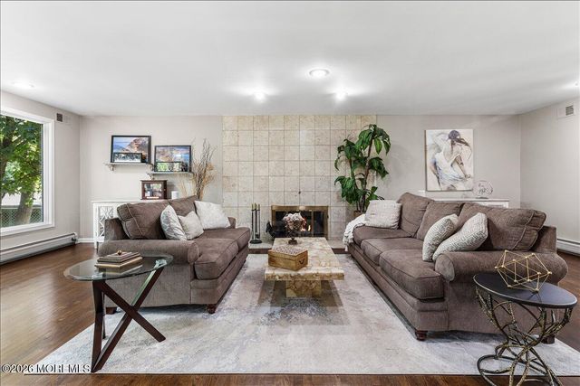 16 Leonard Drive, Morganville, NJ 07751