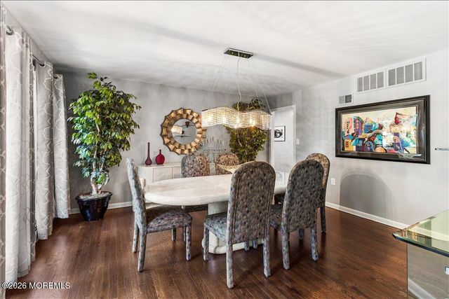 16 Leonard Drive, Morganville, NJ 07751