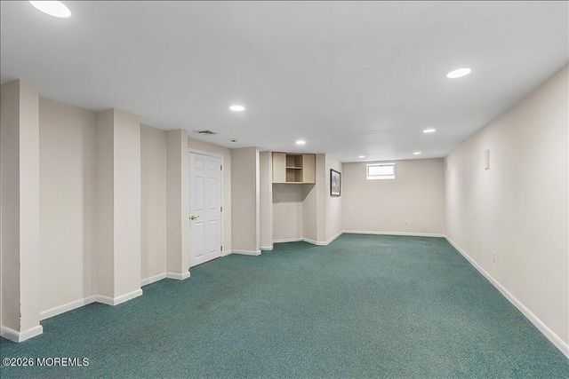 16 Leonard Drive, Morganville, NJ 07751