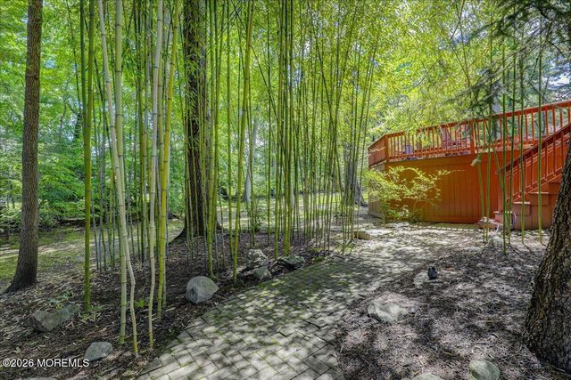16 Leonard Drive, Morganville, NJ 07751