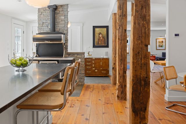 1 O'Leary Avenue, Hanover, NH 03755