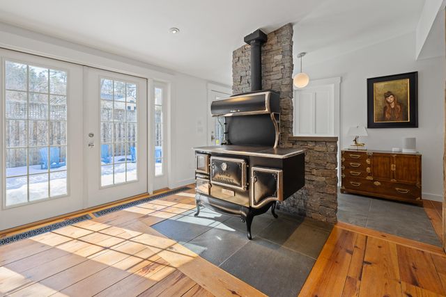 1 O'Leary Avenue, Hanover, NH 03755