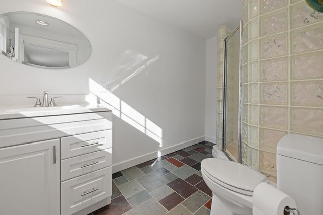 1 O'Leary Avenue, Hanover, NH 03755