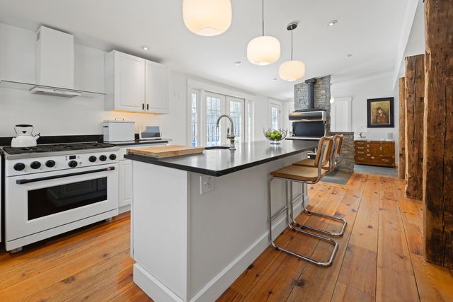 1 O'Leary Avenue, Hanover, NH 03755