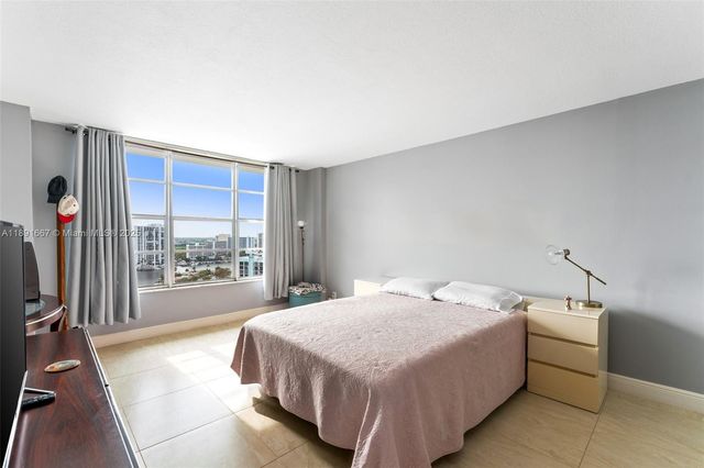 3800 S Ocean Dr 1722, Hollywood, FL 33019