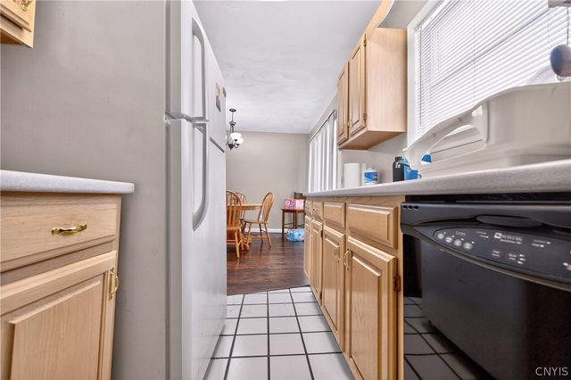 912 Mildred Avenue 910, Utica, NY 13502