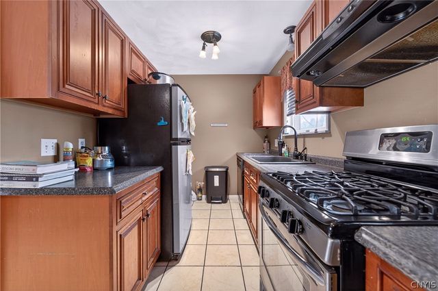 912 Mildred Avenue 910, Utica, NY 13502