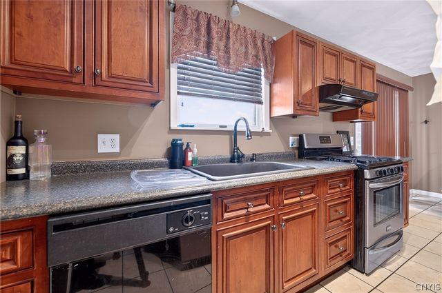 912 Mildred Avenue 910, Utica, NY 13502