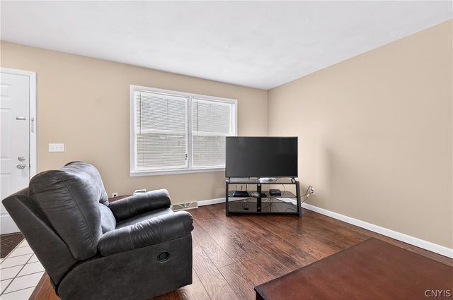 912 Mildred Avenue 910, Utica, NY 13502