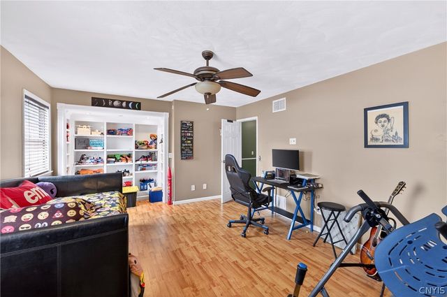 912 Mildred Avenue 910, Utica, NY 13502