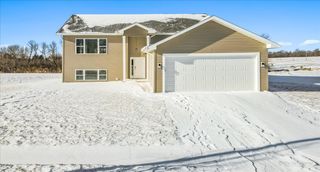 1514 Lilac Lane, Harvard, IL 60033