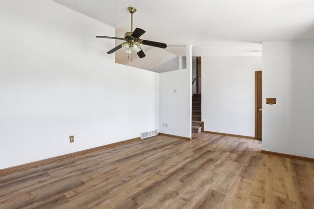 W2944 NORTHBROOK COURT, Appleton, WI 54915