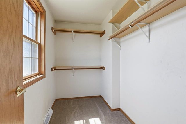 W2944 NORTHBROOK COURT, Appleton, WI 54915