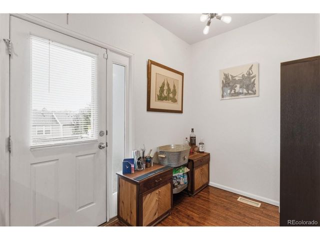 2044 Creekridge Pt, Colorado Springs, CO 80910