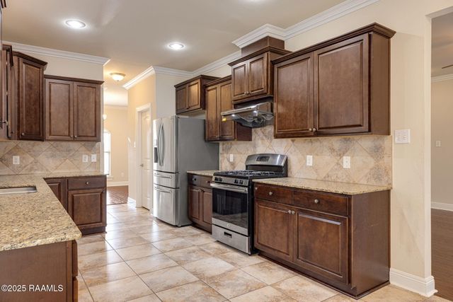 115 Crooked Stick Lane, Lafayette, LA 70506