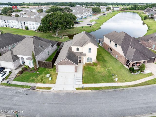 115 Crooked Stick Lane, Lafayette, LA 70506