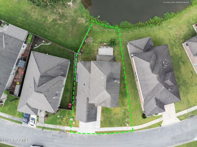 115 Crooked Stick Lane, Lafayette, LA 70506