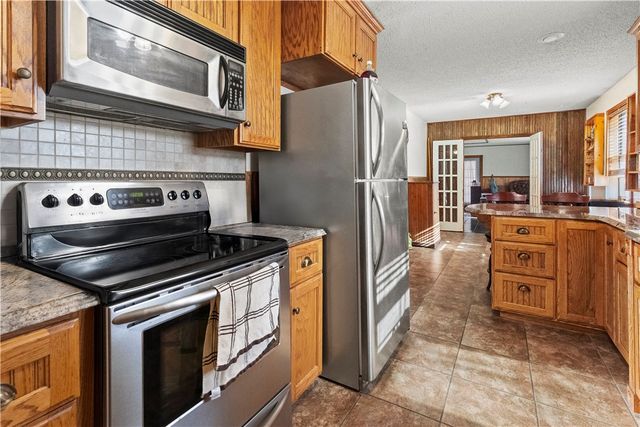 307 Prestonwood Street, Harrison, AR 72601