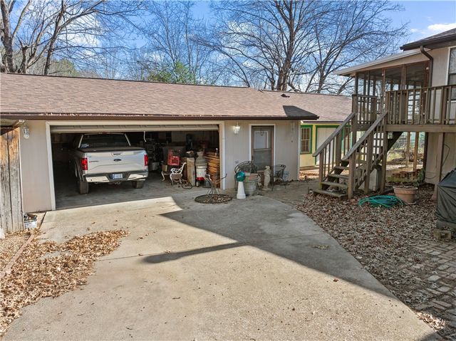307 Prestonwood Street, Harrison, AR 72601