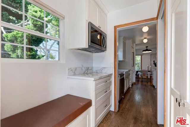 11305 Segrell Way, Culver City, CA 90230