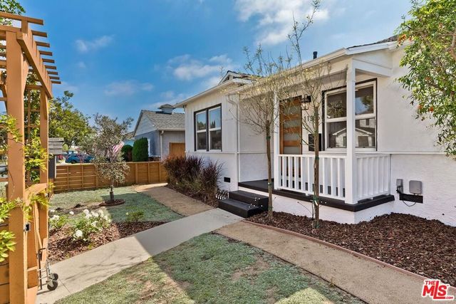 11305 Segrell Way, Culver City, CA 90230