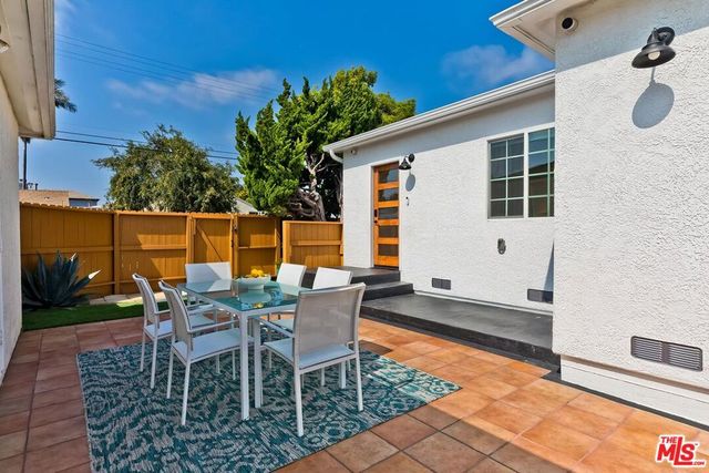 11305 Segrell Way, Culver City, CA 90230