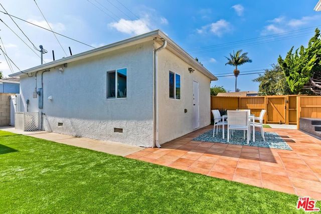 11305 Segrell Way, Culver City, CA 90230