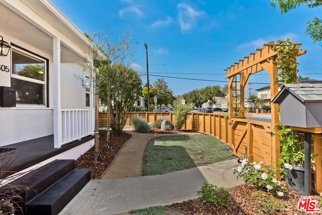 11305 Segrell Way, Culver City, CA 90230