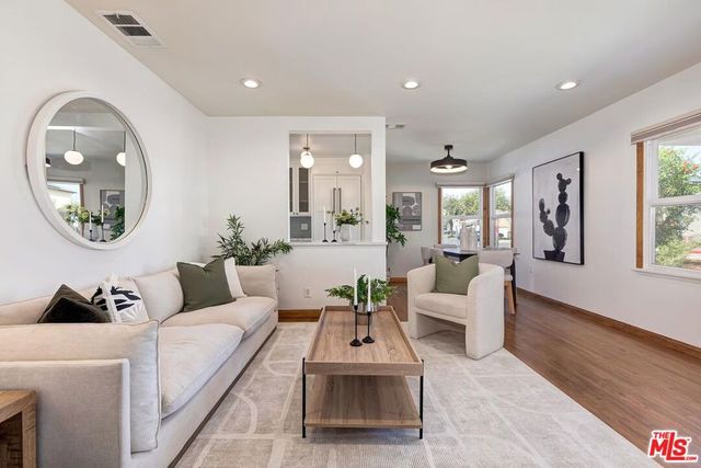11305 Segrell Way, Culver City, CA 90230