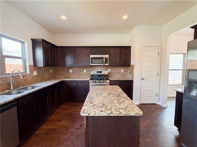 564 Emporia Loop, Mcdonough, GA 30253