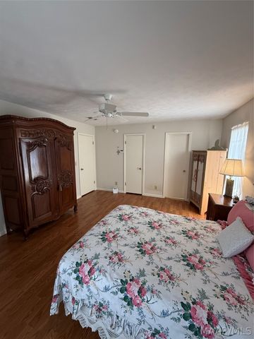 6937 Lakeview Drive, Montgomery, AL 36117