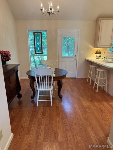 6937 Lakeview Drive, Montgomery, AL 36117