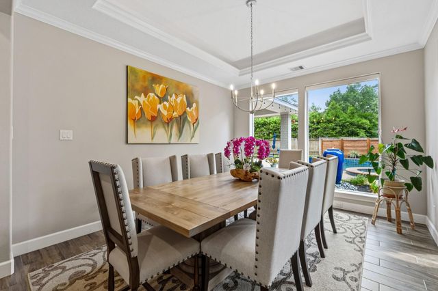 14 Greenway View Trail, Kingwood, TX 77339