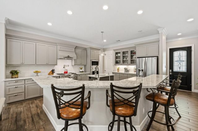 14 Greenway View Trail, Kingwood, TX 77339