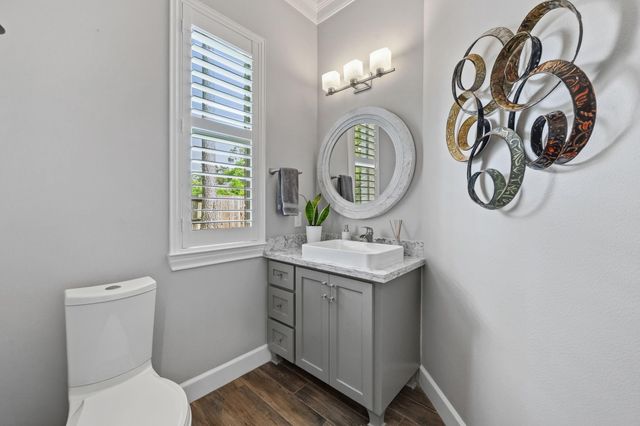 14 Greenway View Trail, Kingwood, TX 77339