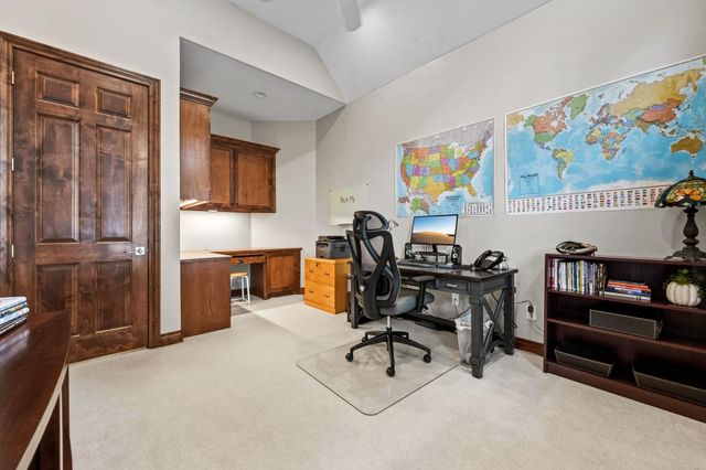 14 Greenway View Trail, Kingwood, TX 77339