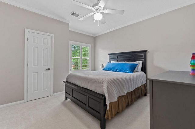 14 Greenway View Trail, Kingwood, TX 77339